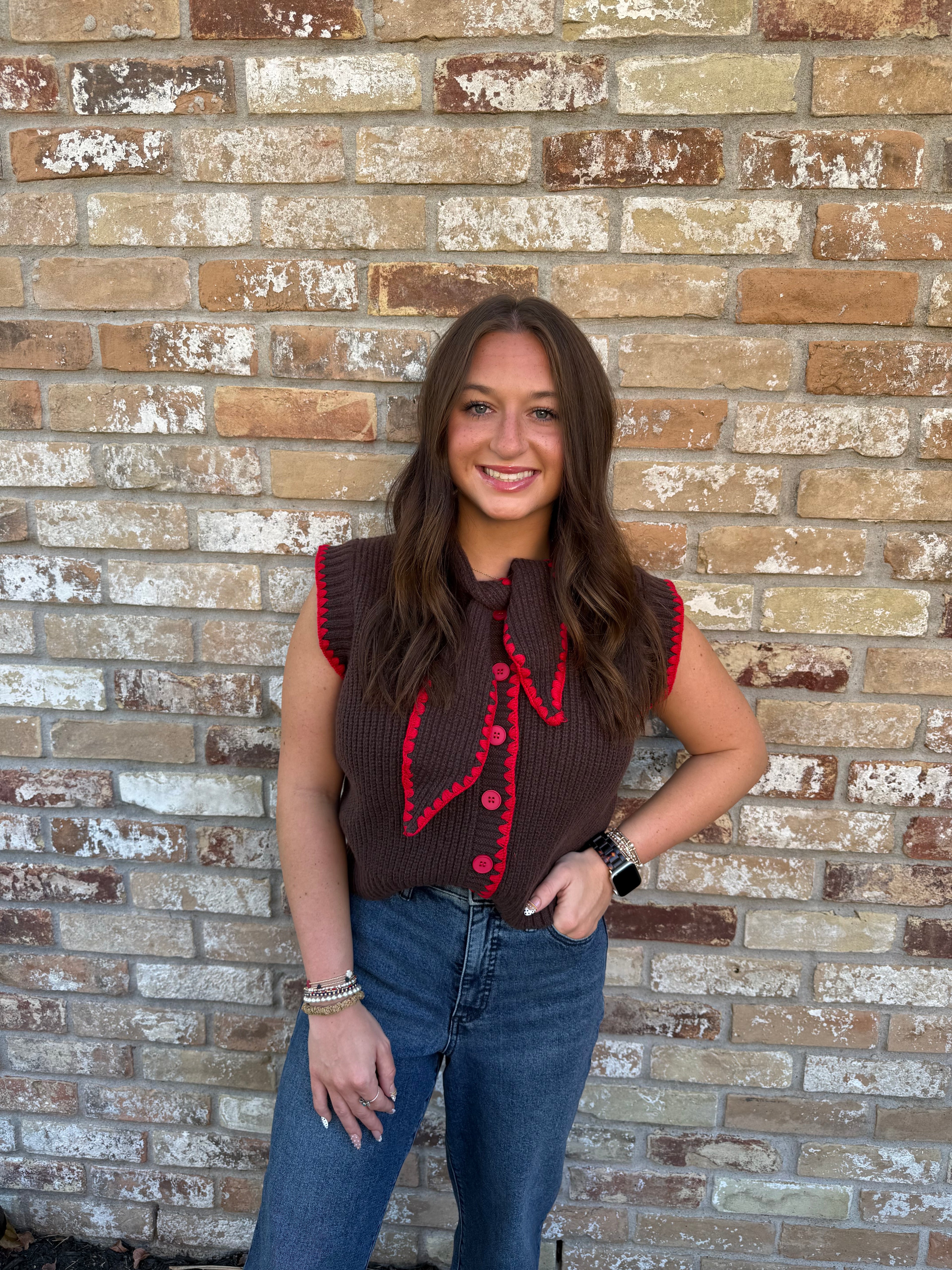 TIE NECK SWEATER VEST WITH CONTRAST BLANKET STITCH